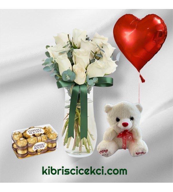 Vazoda 11 Beyaz Gül Ayıcık 16'lı Ferrero Çikolata Kalp Helyum Balon